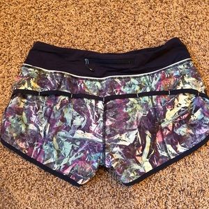 Lululemon women’s athletic shorts size 4